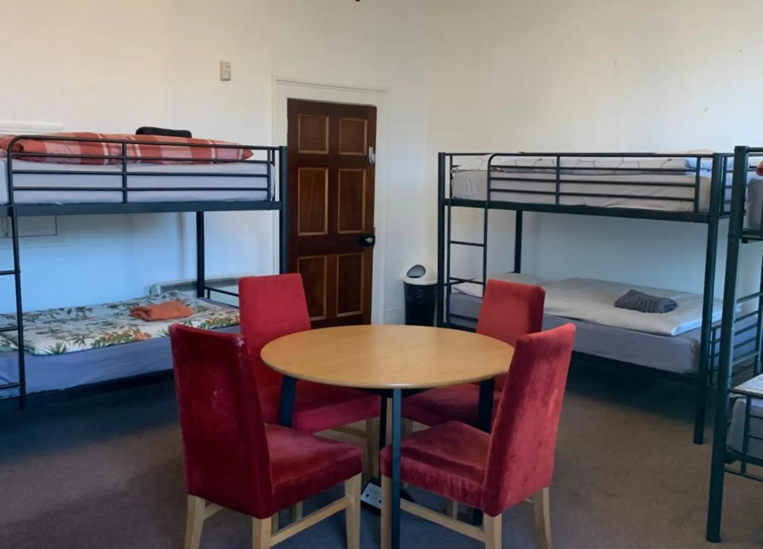 Eden Quay Guesthouse Private Rooms Dublino