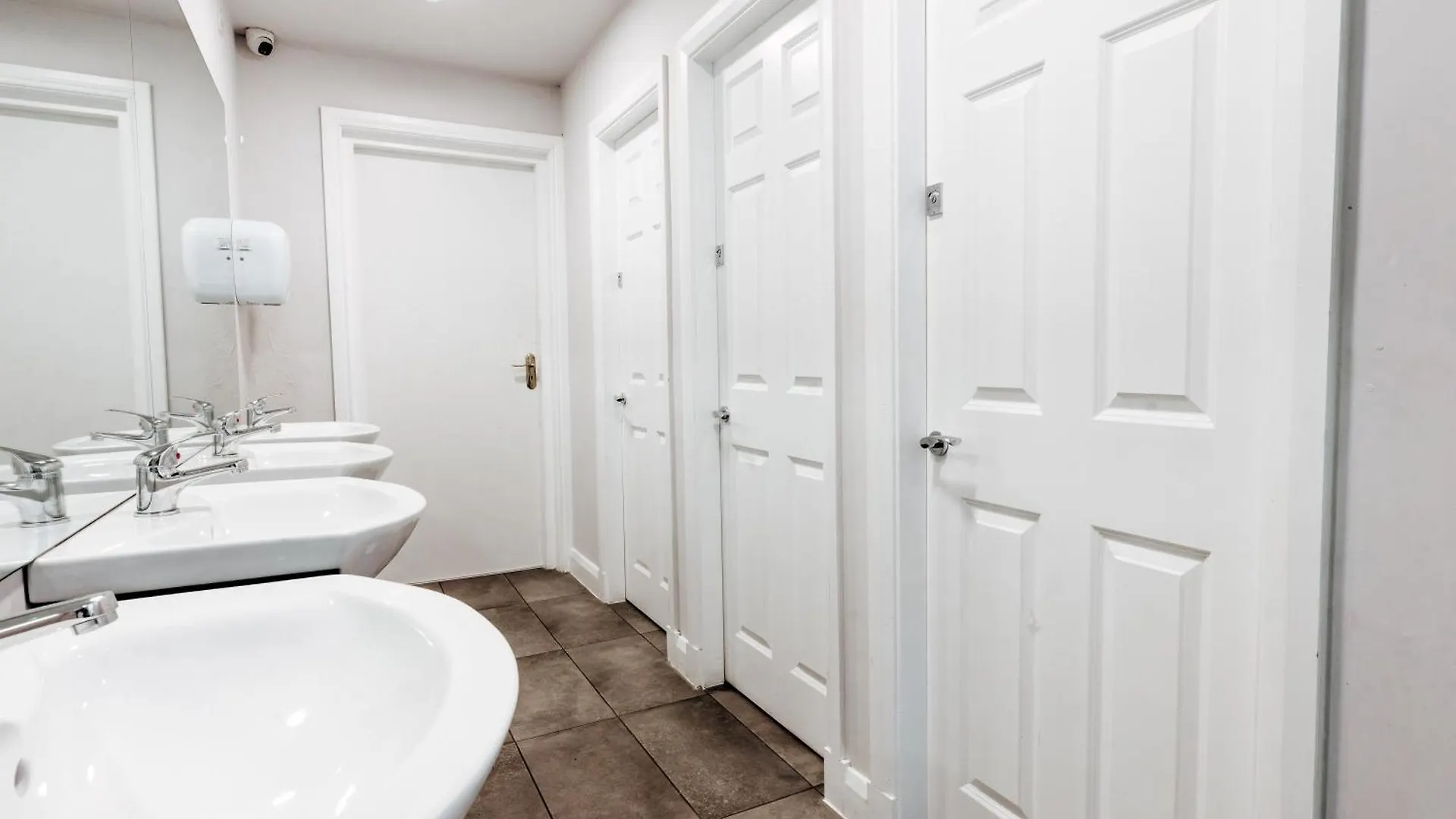Inn Eden Quay Guesthouse Private Rooms Dublin Ireland